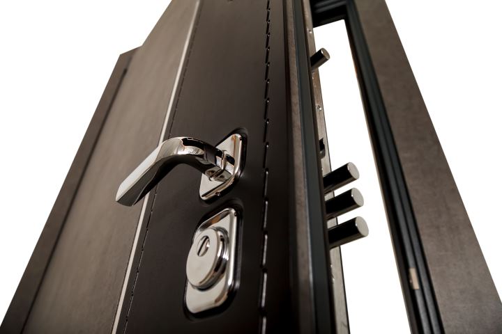 Acier renforcé porte blindée - Matériaux de qualité